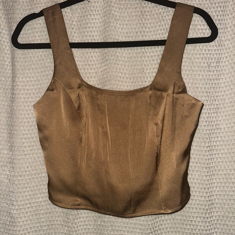 NWT Express Top